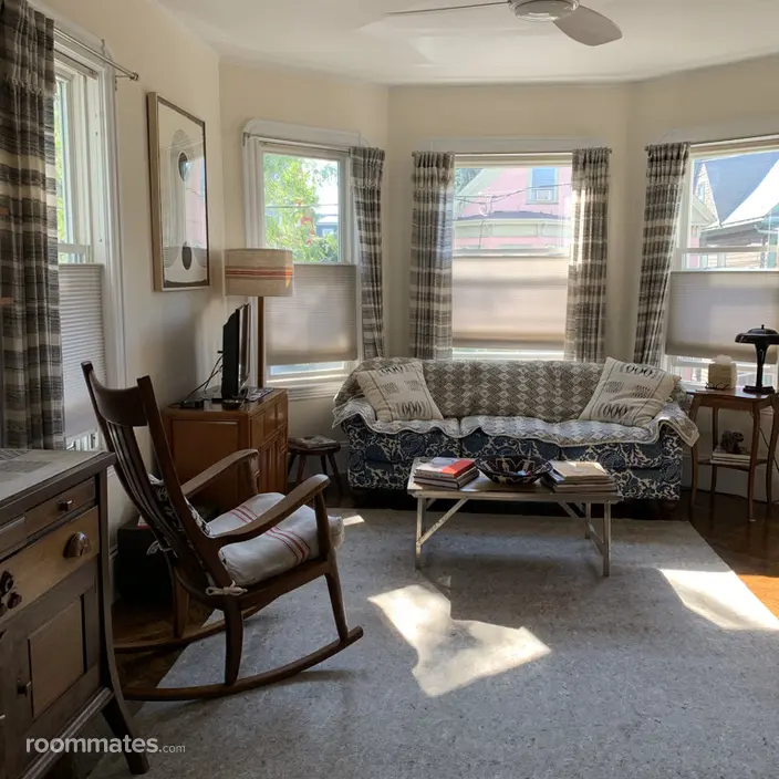 Room for rent in Somerville, MA $1500, condo