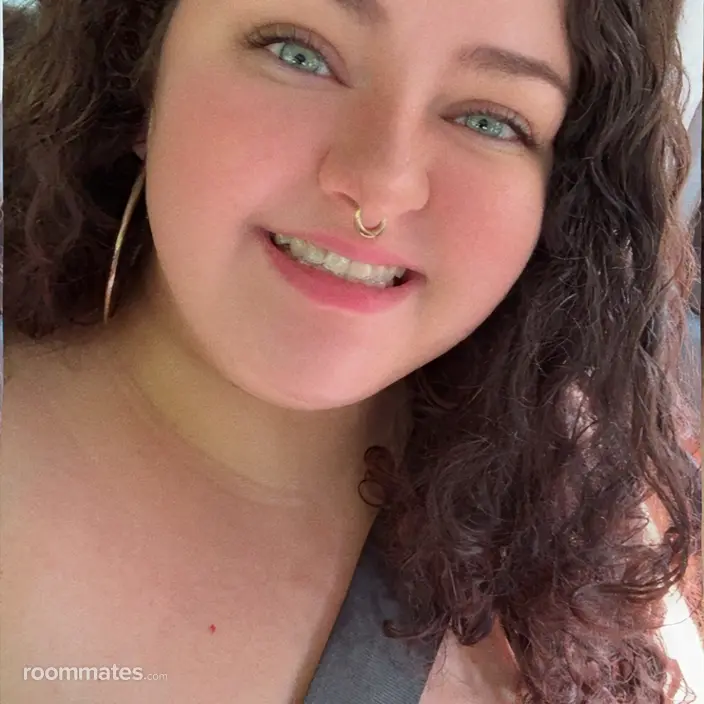 Roommate looking Larchmont, NY, $1300