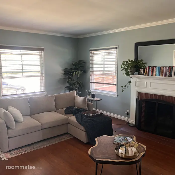 Room for rent in Whittier, CA $1300, house