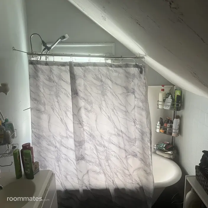Room for rent in Waterbury, CT $800, apartment