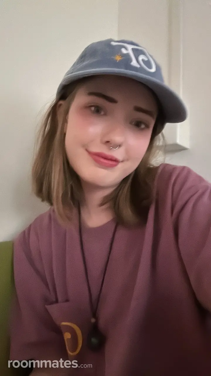 Profile photo 4 of 4