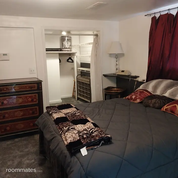 Room for rent in Tukwila, WA $1100, house