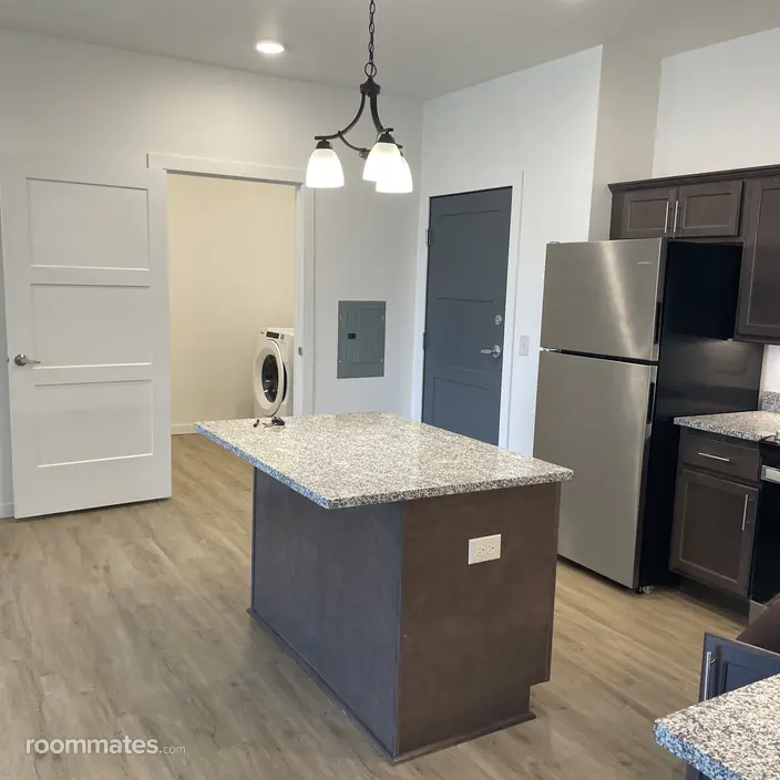 Room for rent in Blaine, MN $0, apartment