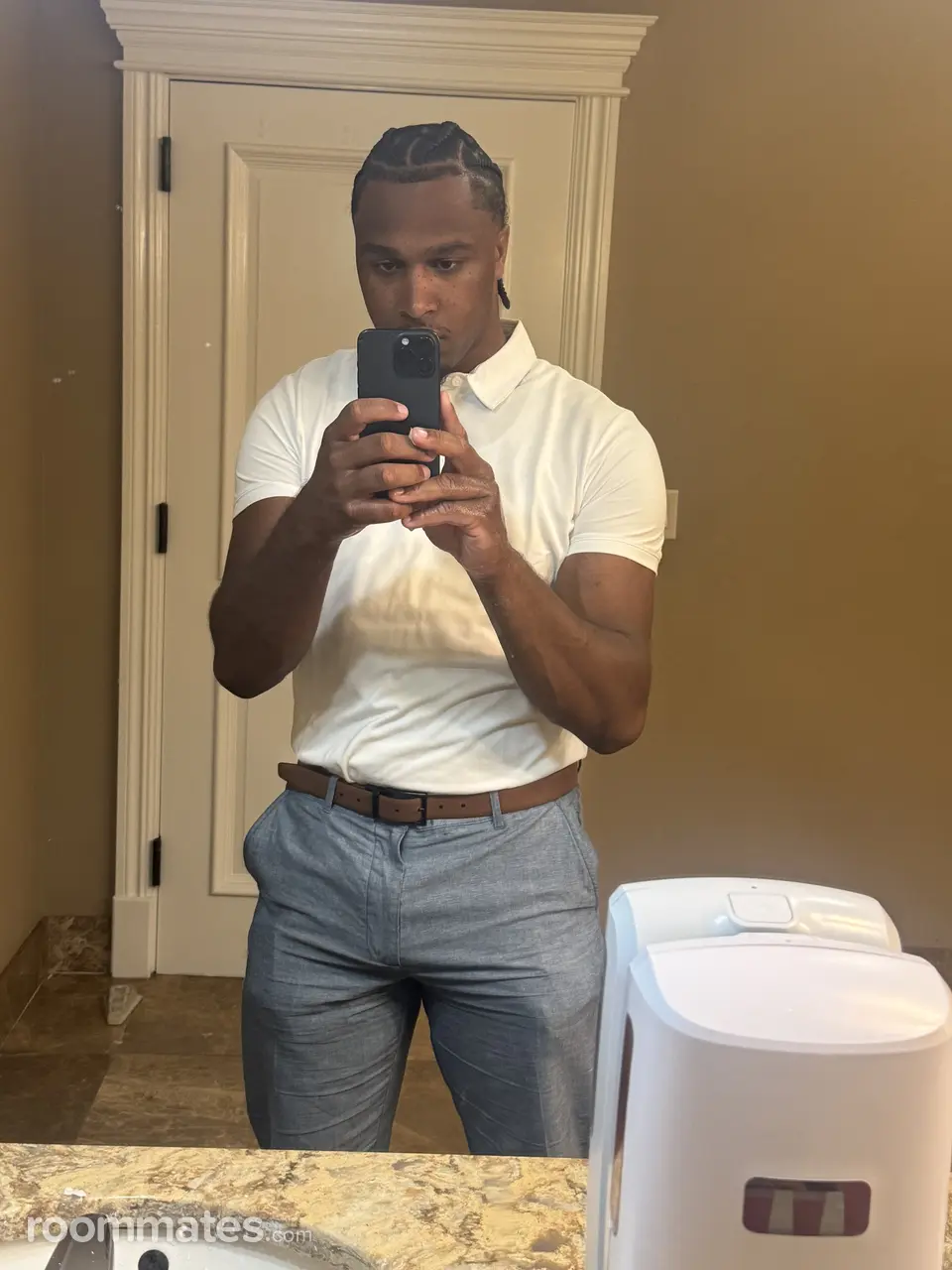 Profile photo 3 of 4