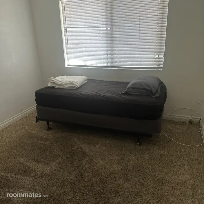 Room for rent in Vista, CA $1500, house