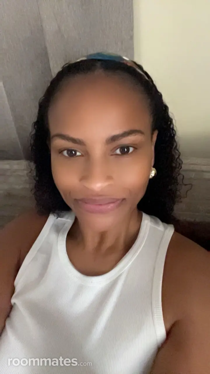 Profile photo 11 of 11