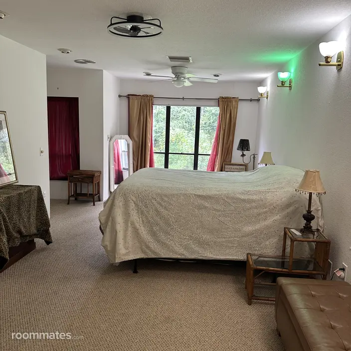 Room for rent in Lutz, FL $800, townhouse