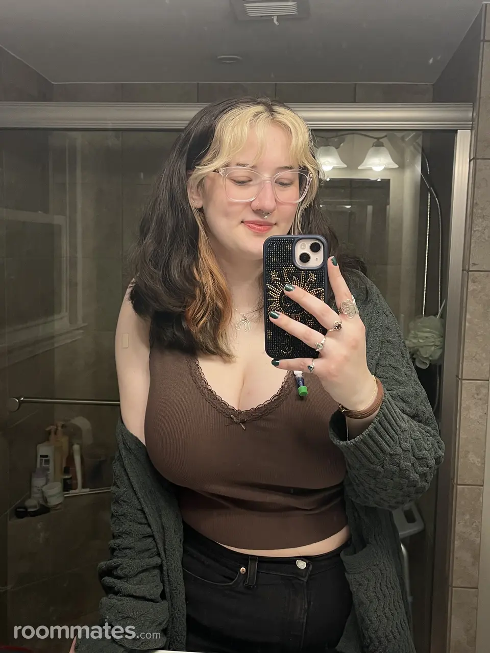 Profile photo 7 of 7