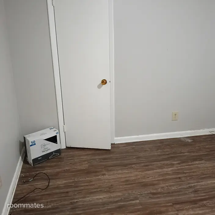 Room for rent in Fayetteville, NC $750, house