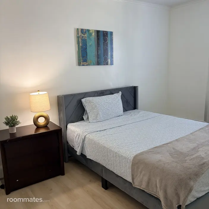 Room for rent in Baltimore, MD $900, house