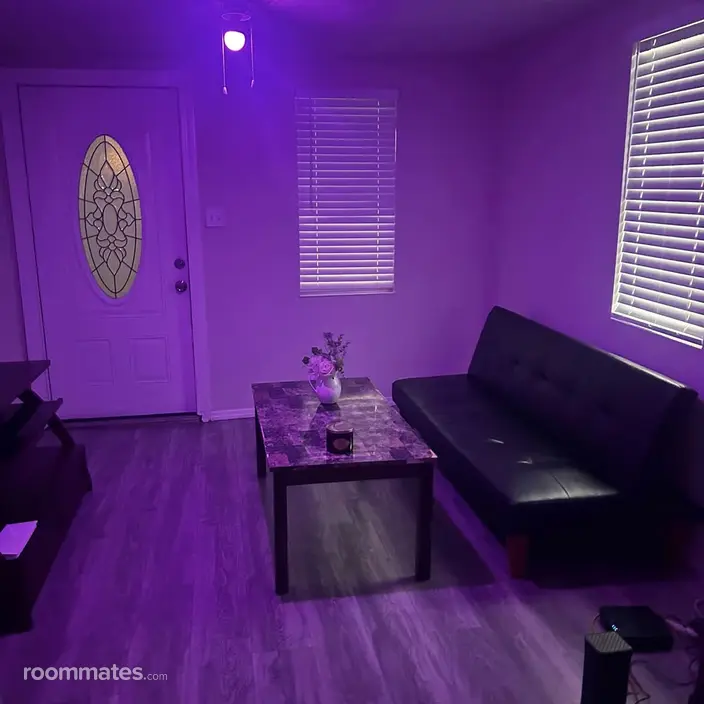 Room for rent in Orlando, FL $700, house