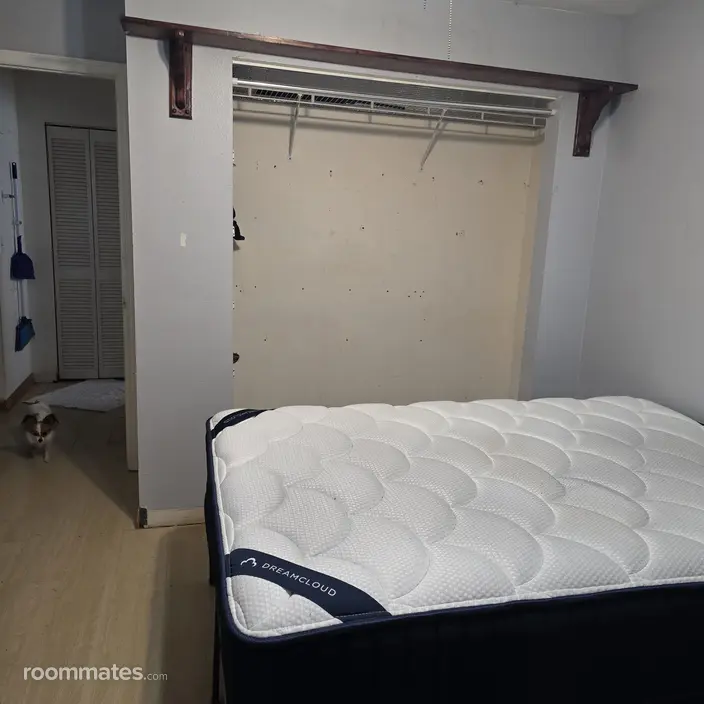 Room for rent in Riverview, FL $700, house