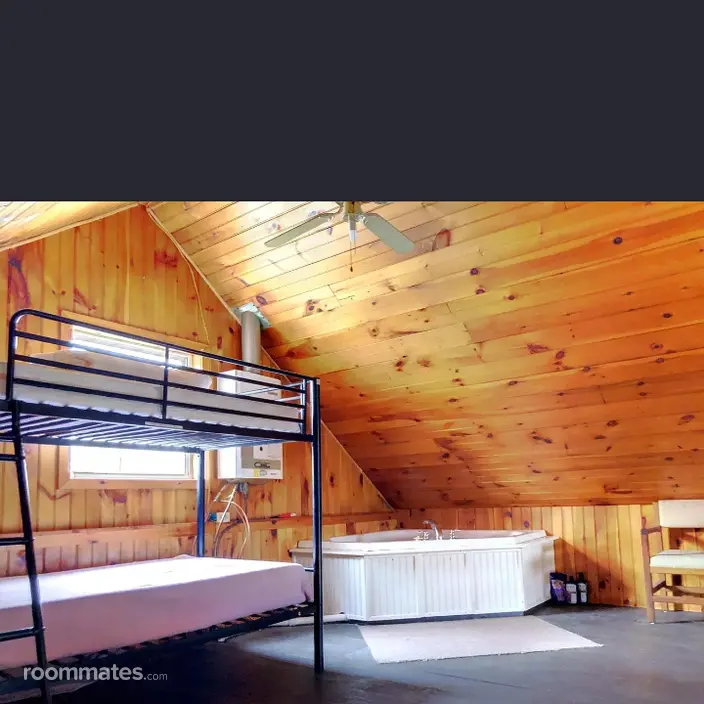Room for rent in Mercer, ME $600, house