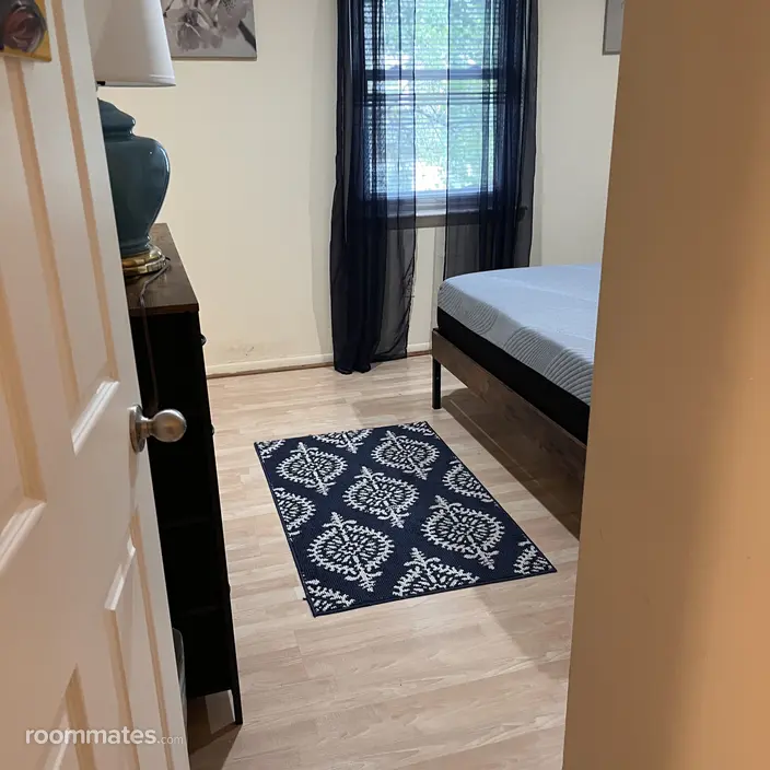 Room for rent in Crofton, MD $1100, townhouse