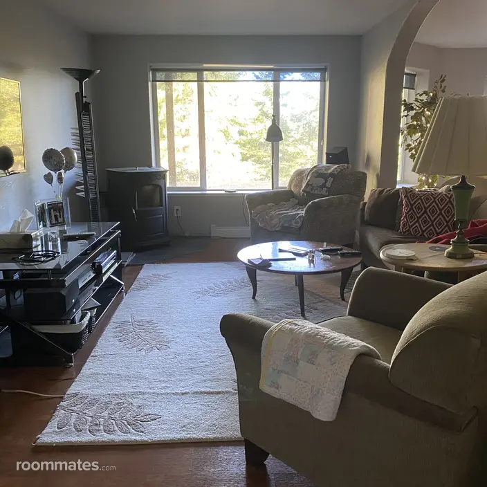 Room for rent in Gaston, OR $1000, house
