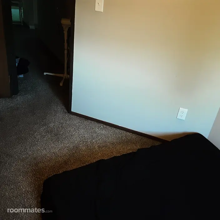 Room for rent in Milwaukee, WI $600, condo