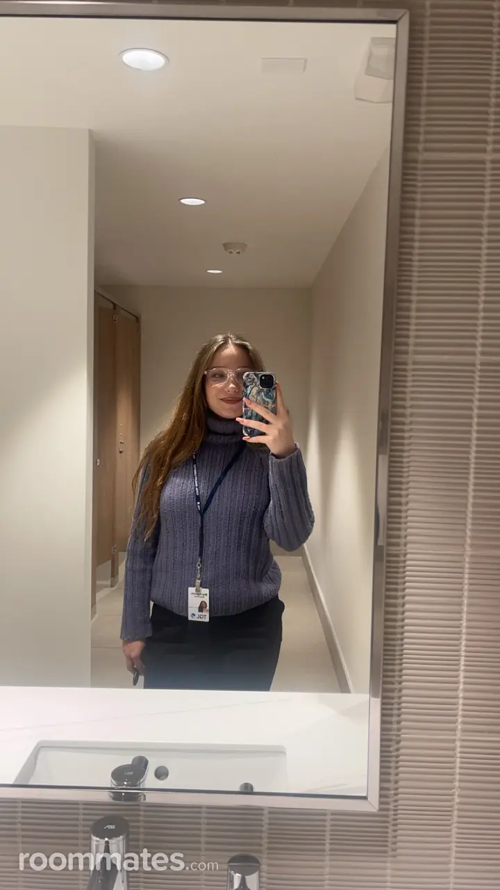 Profile photo 3 of 4