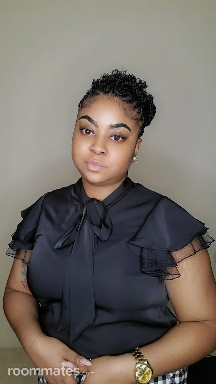 Profile photo 3 of 4
