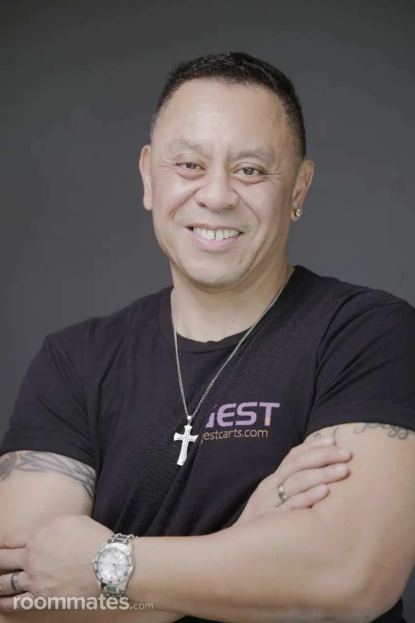 Profile photo 3 of 5