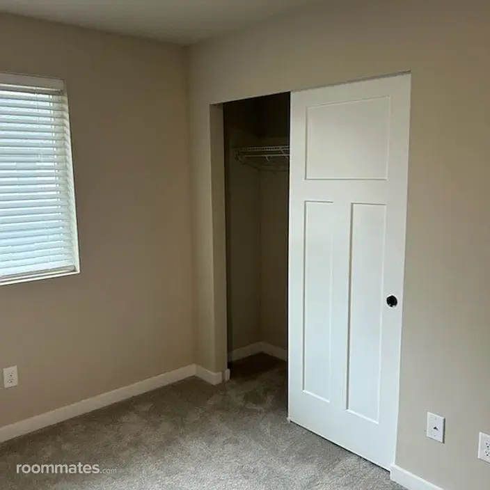 Room for rent in Lakewood, WA $775, house