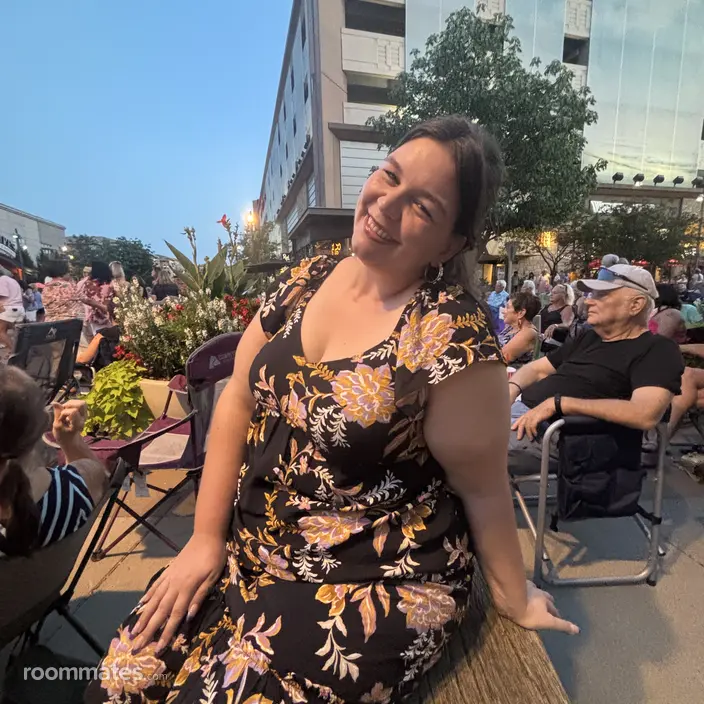 Roommate looking Lees Summit MO, $900