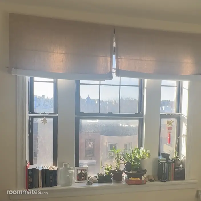 Room for rent in New York, NY $1050, house