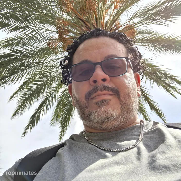 Roommate looking Hialeah, FL, $1000