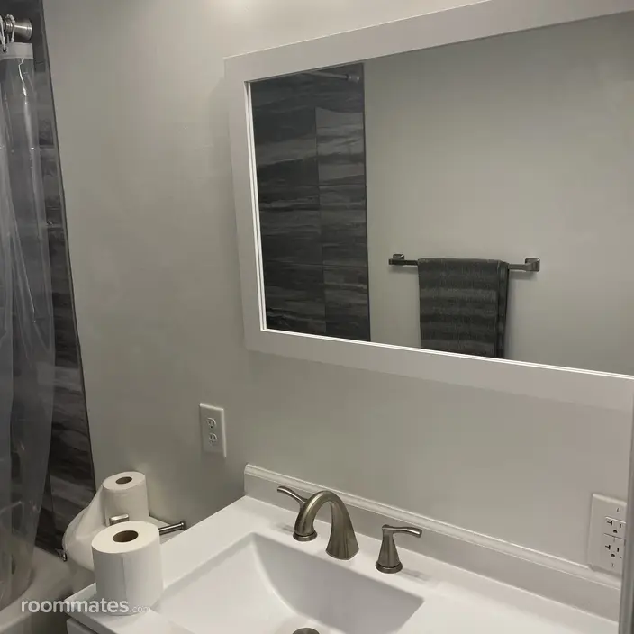 Room for rent in Littleton, CO $1000, house