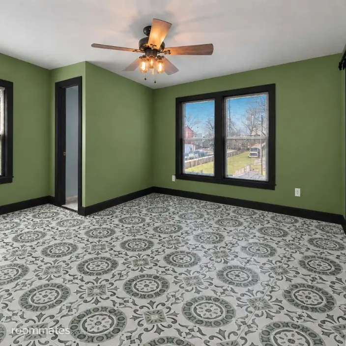 Room for rent in Kansas City, MO $0, house