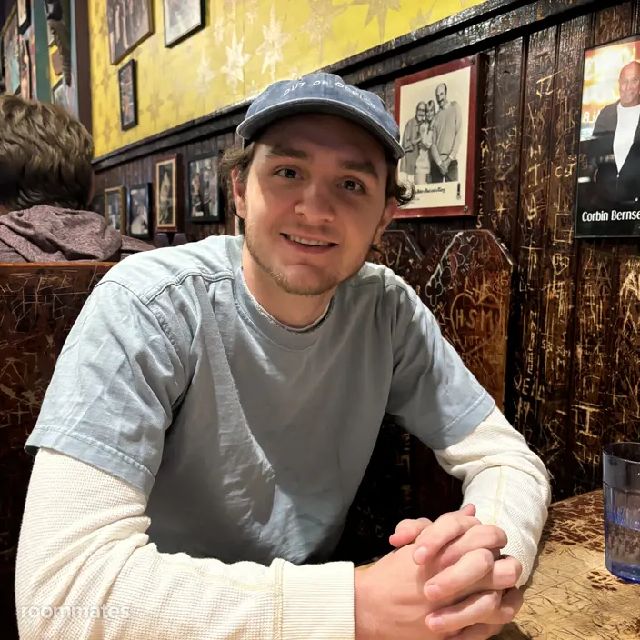 Roommate looking Brooklyn, NY, $1600
