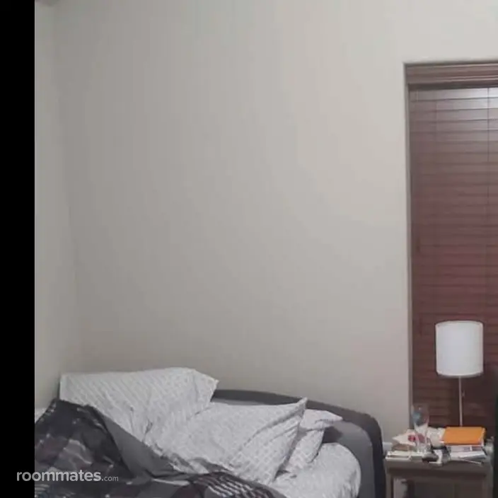 Room for rent in Salem, OR $800, house