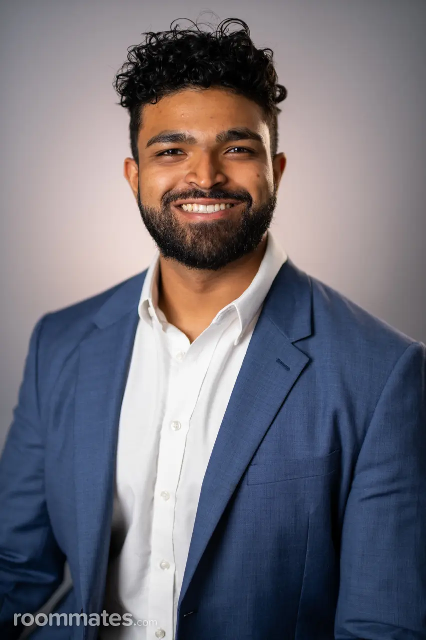 Profile photo 6 of 6
