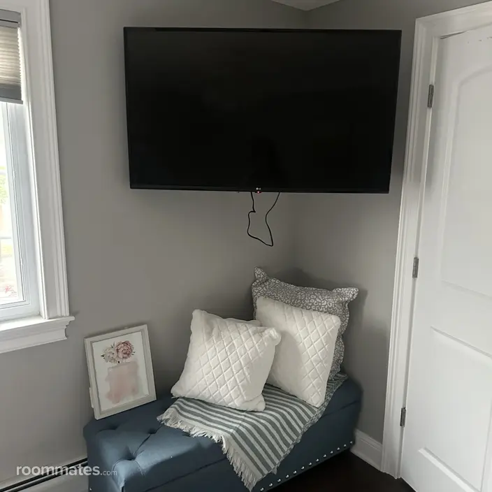 Room for rent in Hazlet, NJ $1750, house
