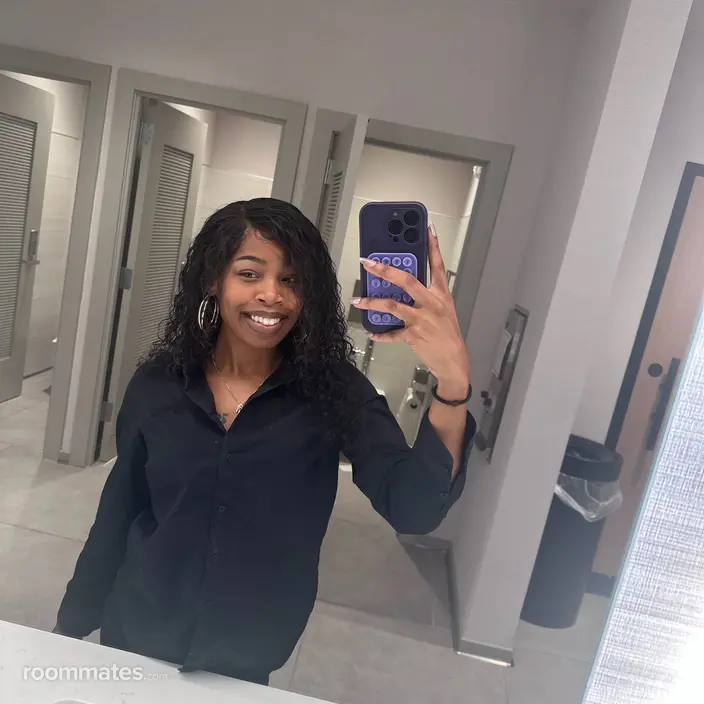 Roommate looking Richmond Hill, GA, $2000