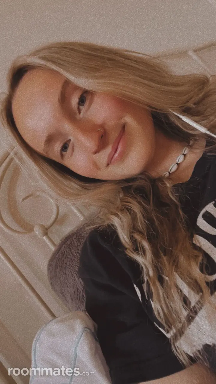 Profile photo 2 of 3