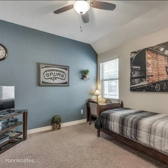 Room for rent in New Braunfels, TX $650, house