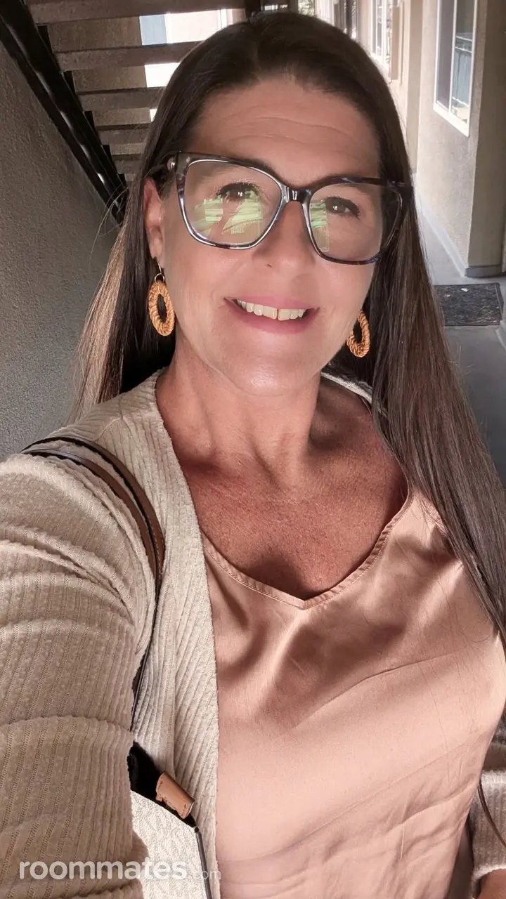 Profile photo 5 of 5