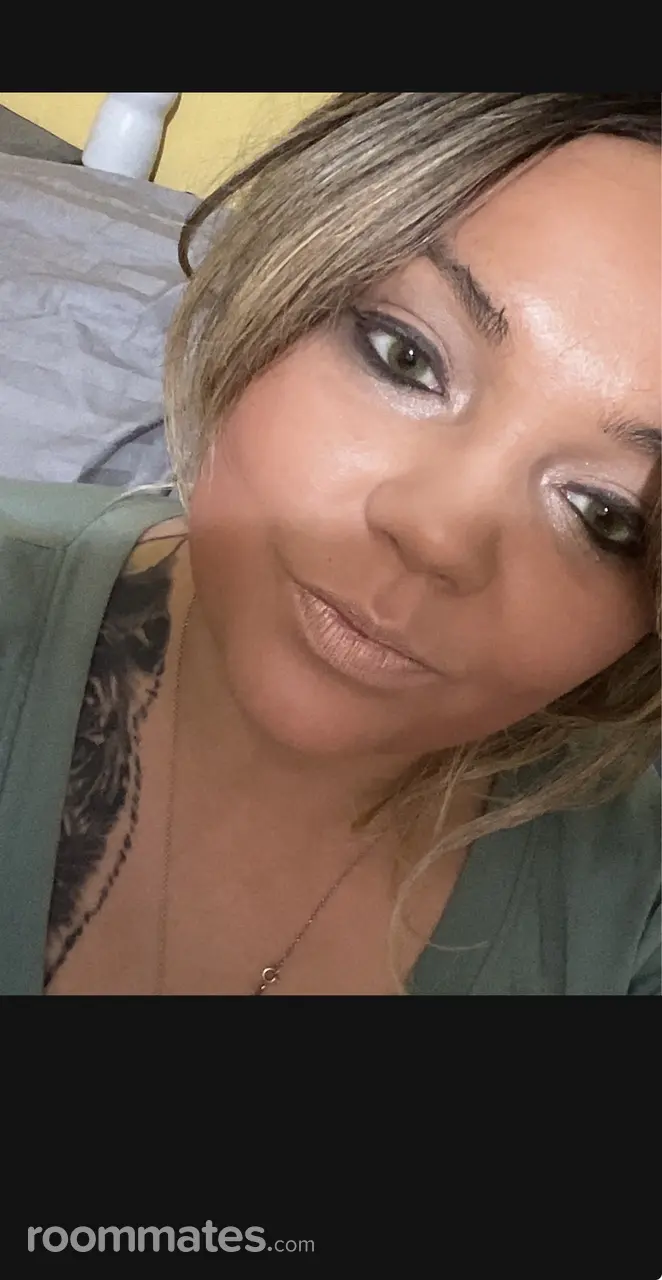 Profile photo 5 of 5