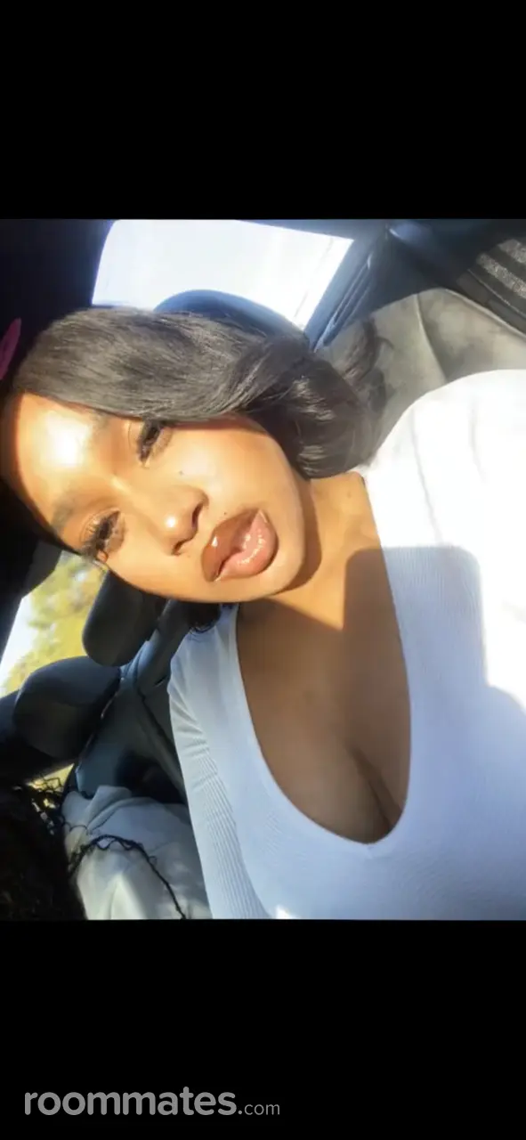 Profile photo 5 of 10