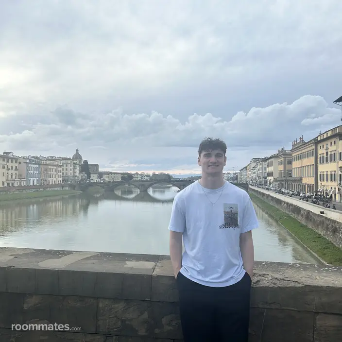 Roommate looking Boston, MA, $1500