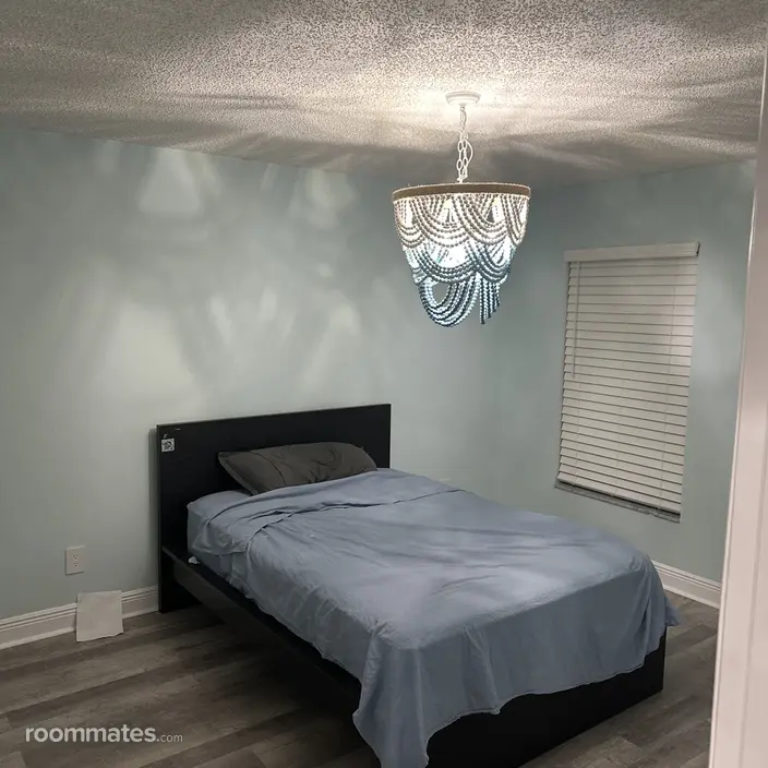 Room for rent in Palm Bay, FL $1000, house