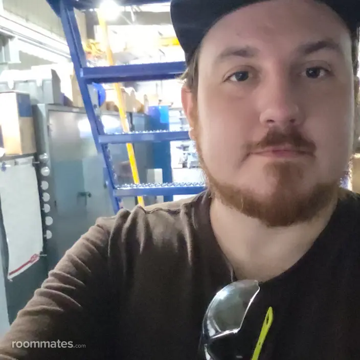 Roommate looking Vancouver, WA, $1000