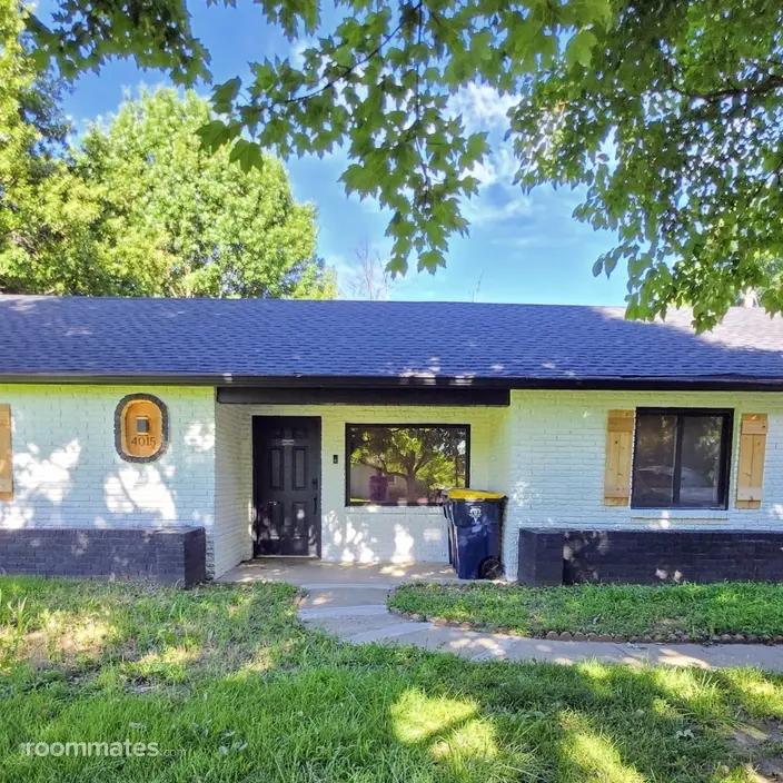 Room for rent in Kansas City, MO $900, house