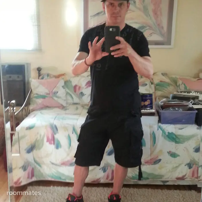 Roommate looking Brentwood, NY, $1200