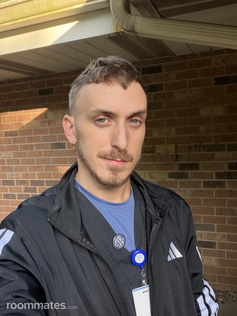 Profile photo 3 of 4