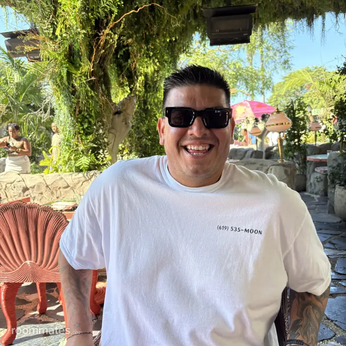 Roommate looking Fresno, CA, $800