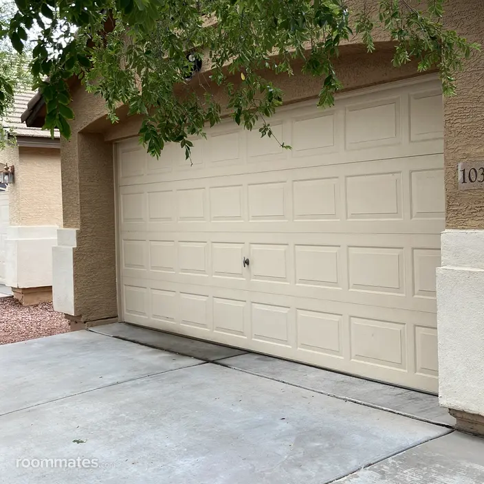 Room for rent in Tolleson, AZ $750, house