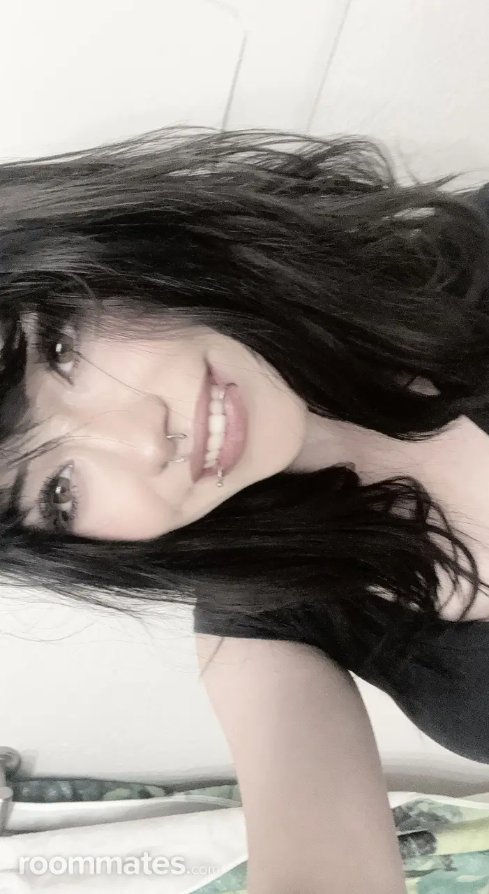 Profile photo 3 of 4
