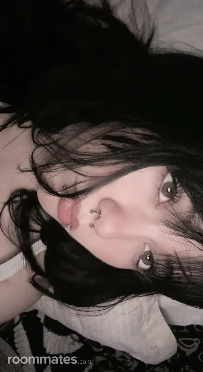 Profile photo 4 of 4