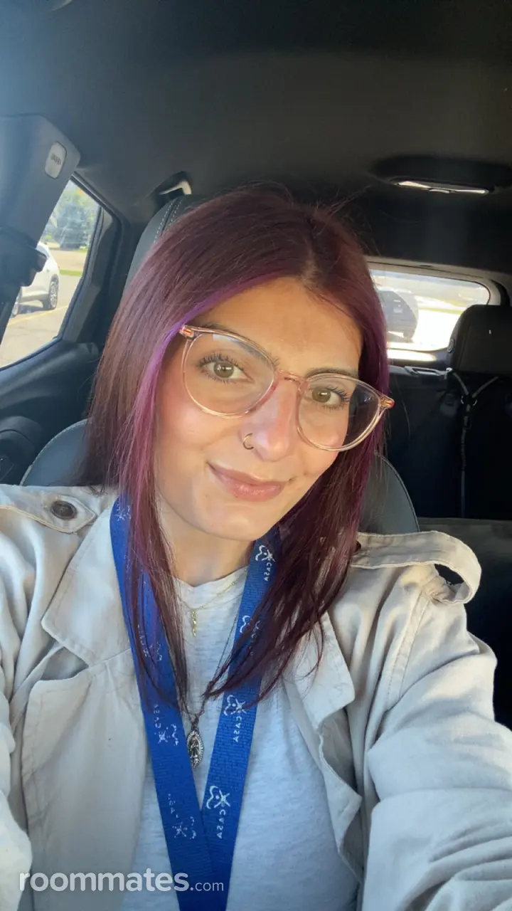 Profile photo 2 of 4